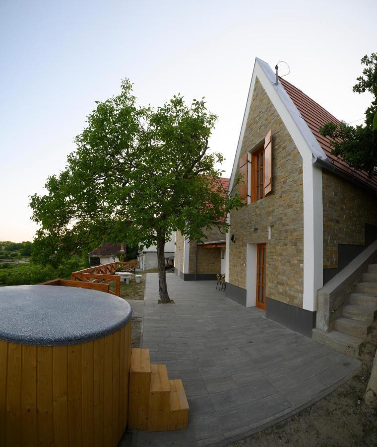 Edelin Wine House Apartmán Edeleny